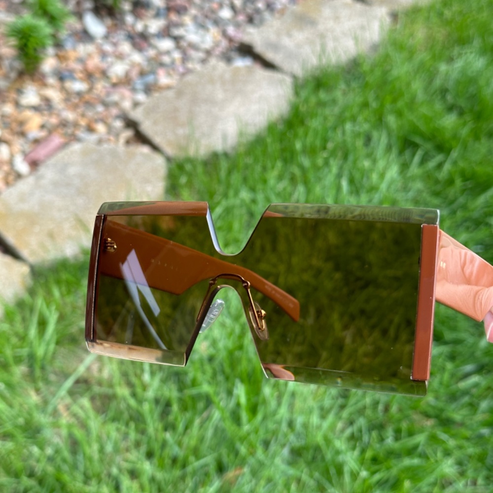 MWT MARNI SUNGLASSES - Picture 12 of 13